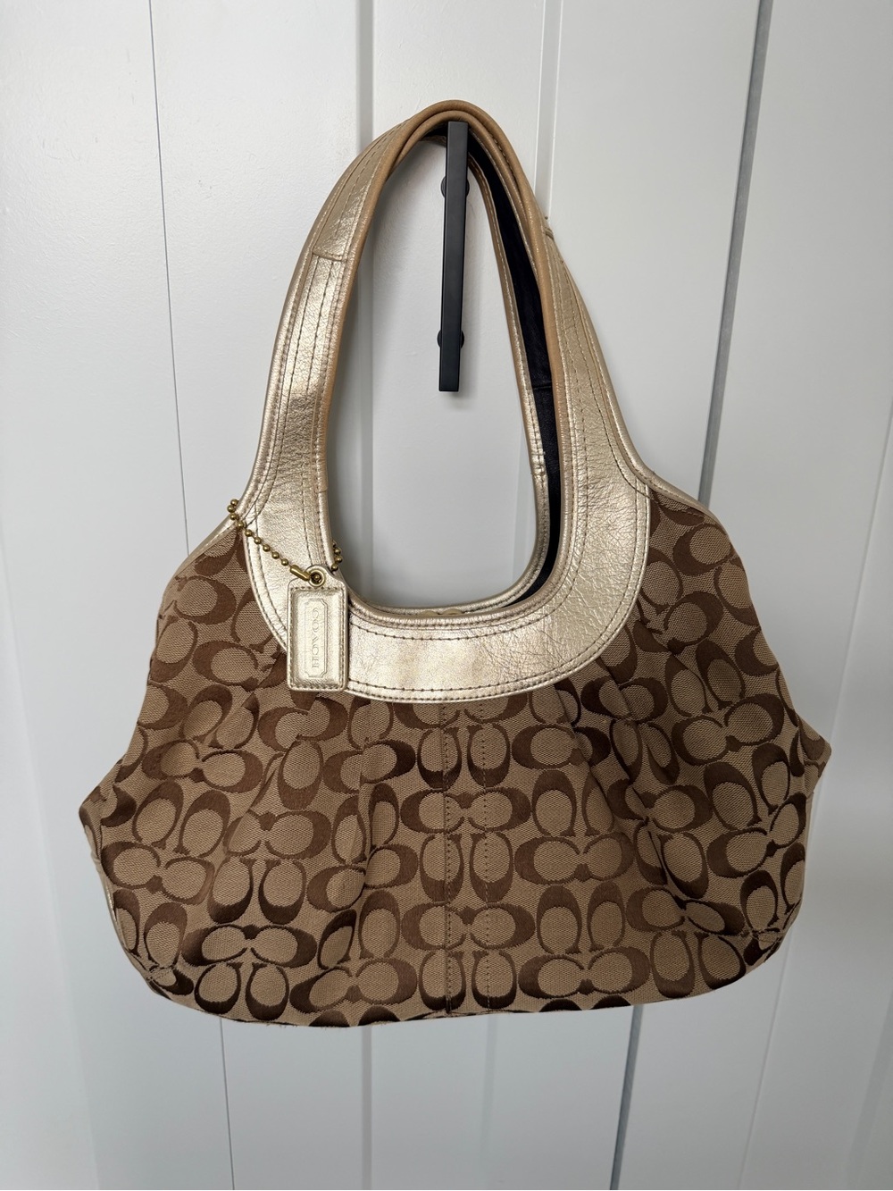 ✨ Coach Ergo Signature Pleated Shoulder Bag – Gold/Tan – Excellent Condition ✨
